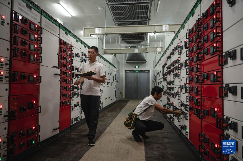 奔驰宝马游戏机压分法